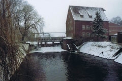 Fotowedstrijd-Werner Lepping-Berkel Stadtlohn met stuw en Ölliemölle
